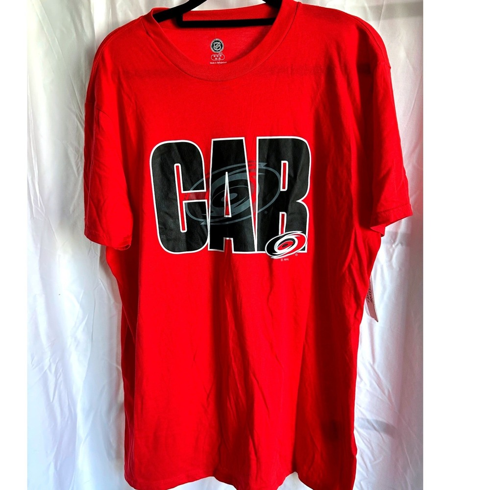 Carolina Hurricanes NHL Graphic Tee Mens M Hockey Tee Y2K Sportcore  New